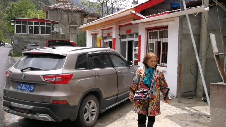 麦小兜开车去非洲