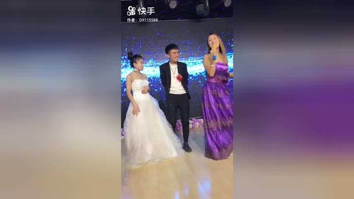 蓝天白云聊电影动态圈影视-a蓝天豆瓣_明星点评-爱奇艺电影评分最低的大制作泡泡图片