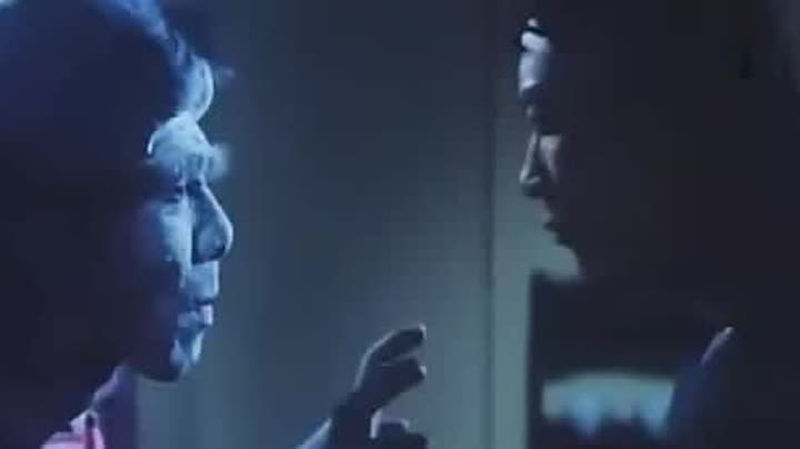 人吓鬼
