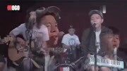 痛苦的信仰# 不插电版《为你唱首歌》 萨菲娜是主唱高虎的女友