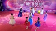 12模特走秀 杨杨、洪熙潼、林伊诺等 指导老师:杨秋园原创完整版视频在线观看爱奇艺