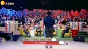 陈冲演皇后发生了意外,她穿的戏服从外到内,一起全被扯了下来娱乐完整版视频在线观看爱奇艺