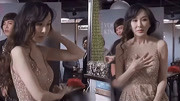 台湾第一美女萧蔷穿鎏金裙尽显身材，手捂胸口怼男记者：往哪看呢