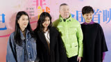 《非诚勿扰3》全国首映礼，导演冯小刚和徐帆带着两个女儿出席