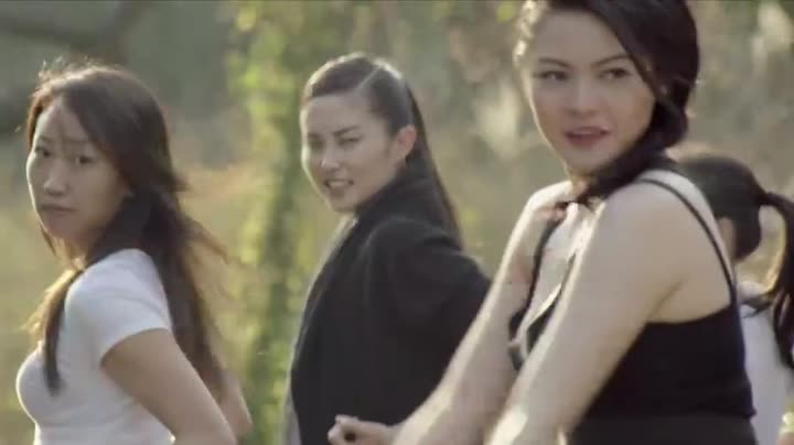                        血染淑女