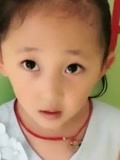 东北何一诺去学舞蹈,化妆化的美美哒,长大后,越来越漂亮了!