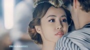 蔡依林在《大艺术家》MV中，劲歌热舞，性感魅惑。MV科幻感爆棚！