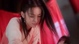 护心：小两口大婚之夜，哪料婚房太差不隔音，墙角蹲满吃瓜群众！