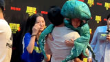 #吴京出席新电影#巨齿鲨2 红毯，小儿子“吴虑”也来啦！