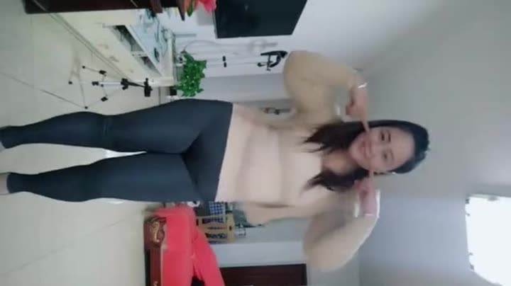 dj舞曲《爱情让我心痛》树枫广场舞