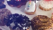 梁沈管理咨询参观体验情感营销创新巫毒甜甜圈