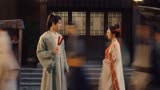 狐妖小红娘：杨幂穿薄纱裙逛街，龚俊偶遇直接看呆这幕，太经典