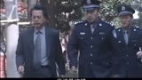 深度打击：警察终于找到被绑架的行长，他看到警察，顿时哭了