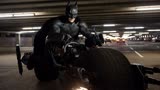 《黑暗骑士崛起》恐怖分子袭击哥谭市，蝙蝠侠猫女联手出击！