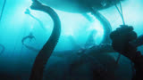 吴京对抗巨型章鱼！暑期深海怪兽大片《巨齿鲨2》预告，8.04上映