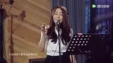 第一次听黄日华唱《铁血丹心》，周华健现场唱《天龙八部》主题曲