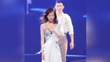 毛晓彤跳舞演绎《泰坦尼克号》网友：简直美爆了！