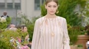 美国新生代模特 Gigi Hadid 2019春夏时装周秀场!时尚完整版视频在线观看爱奇艺