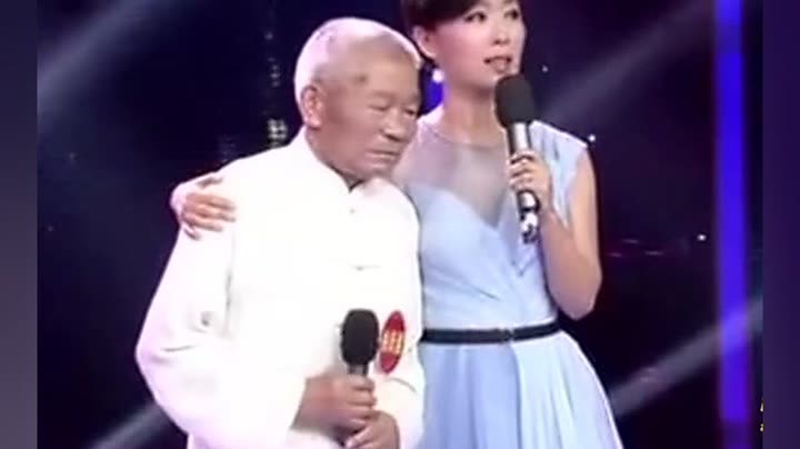                农民曲跃星梨园春