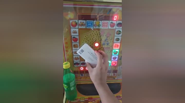                  游戏机上分退币