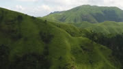 火爆抖音的武功山,被称“奇山伴草甸 天下一绝”实在太美了! 旅游完整版视频在线观看爱奇艺