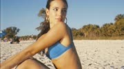 欧美网红EllaMendelsohn，沙滩泳装性感写真
