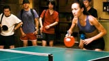 中国女孩功夫乒乓，一人单挑四名壮汉《愤怒乒乓球》喜剧电影