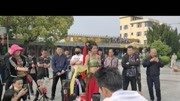 网红丹娜深情演唱阿宝的《老爸老妈》嘹亮的歌声令人陶醉,真不错音乐背景音乐视频音乐爱奇艺