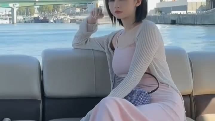 程女士 