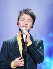 評論 分享 下載 舉報 03:35 李健絕沒想到,周深翻唱《貝加爾湖畔》竟