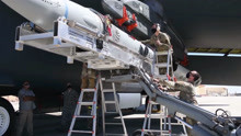 科技与军事：美国空军B-52进行高超音速AGM-183A挂载测试(2256)