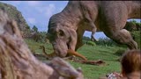 科幻片《侏罗纪公园》小小的蚊子体内竟蕴含上亿条信息，再次惊艳地展现史前恐龙世界。