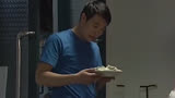 《乡村爱情》王天来吃戏：边哭变吃烧烤，一口一个饺子太馋人了
