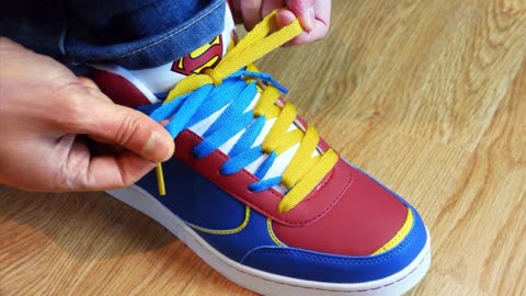 帆布鞋的系鞋带方法