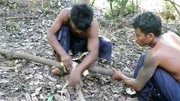 广东流浪小伙在野外建泥屋,既防毒虫野兽,又安静舒适生活完整版视频在线观看爱奇艺