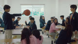 最新韩剧《再次十八岁》：大叔重回十八岁，和儿子女子成同班同学