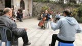 十一位农民组成的民间乐队奏响中国好声音，一起来聆听经典老歌！