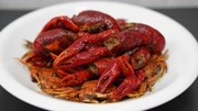 大厨教你“油焖大虾”的正宗做法，一生必吃的小龙虾，看完就会做