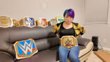 WWE明日华大妈Asuka的冠军腰带到家啦！