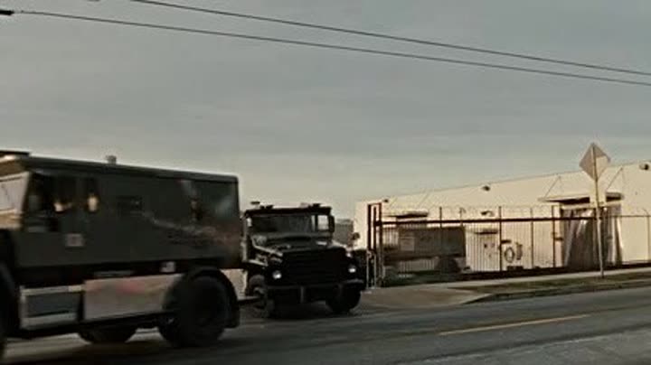                      激战运钞车