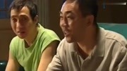 杨光条子曹大壮和贾队长,四人喝着小酒吃着花生米,真行