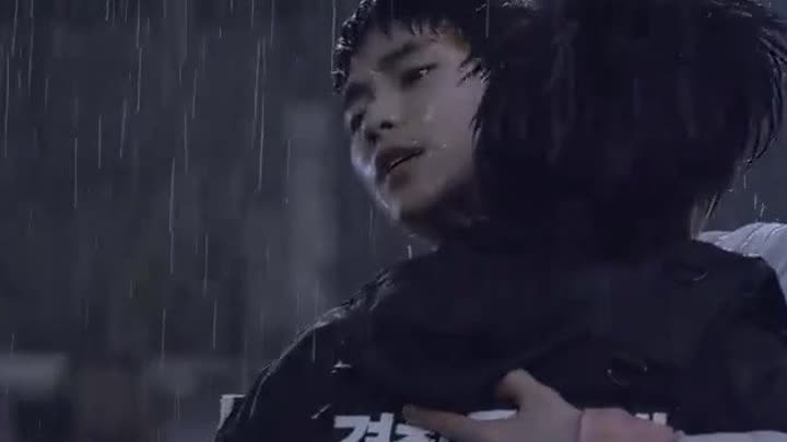                      隐秘而伟大