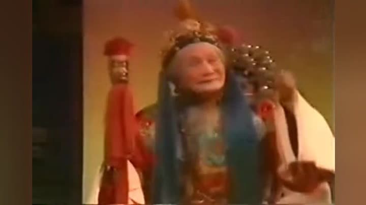         潮剧《杨令婆辩本》洪妙