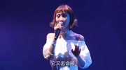 陈雪凝一首《假装》暖心唱出了感情中的百般欺骗和无奈顿时泪奔音乐背景音乐视频音乐爱奇艺