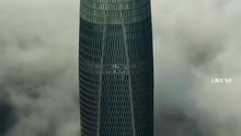 天津周大福金融中心大厦，是天津地标性建筑，电梯最高运行速度可达10米每秒，这个速度快要赶上上海中心大厦了。
