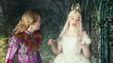 你们要的第二部来了，《爱丽丝梦游仙境2镜中奇遇记》
