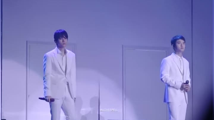 Moonlight - The EℓyXiOn Dot In 首尔 主-伯贤&D.O 饭拍版 18/07/15