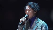 陈奕迅一首浮夸燃爆韩国MaMa现场，唱懵韩星，不愧是歌神！