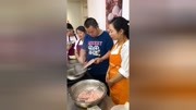 瘦肉丸8元一碗,小本投资,一人摆摊,两人可以开店,3个月买车,6个月买房,年收入百万原创完整版视频在线观看爱奇艺