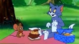 猫和老鼠：汤姆和杰瑞森林野餐，汤姆给杰瑞包三明治，太暖心了